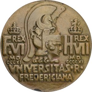 Norge, Haakon VII, Universitetet i Christiania, 100 år, 1911, af Throndsen, Ae, 73 mm, 147 g, Støren & Holst 368, kv. 01-1+, pletter