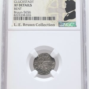 Christian IV, Glückstadt, søsling lybsk 1641, Sieg 164.1, H 178A, LEB 5656, graderet XF details bent af NGC, ex. L.E. Bruun, original LEB-etiket medfølger.